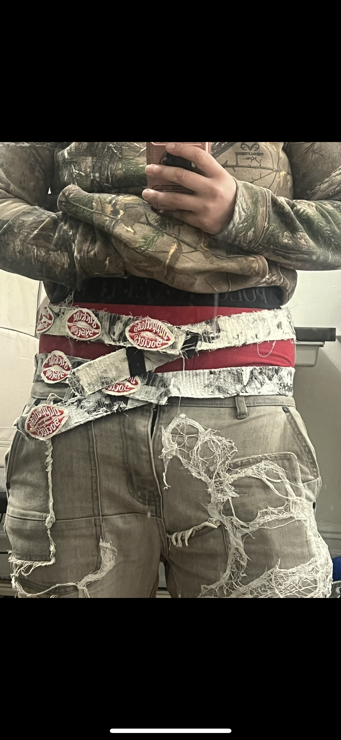 SS26 kiss belts