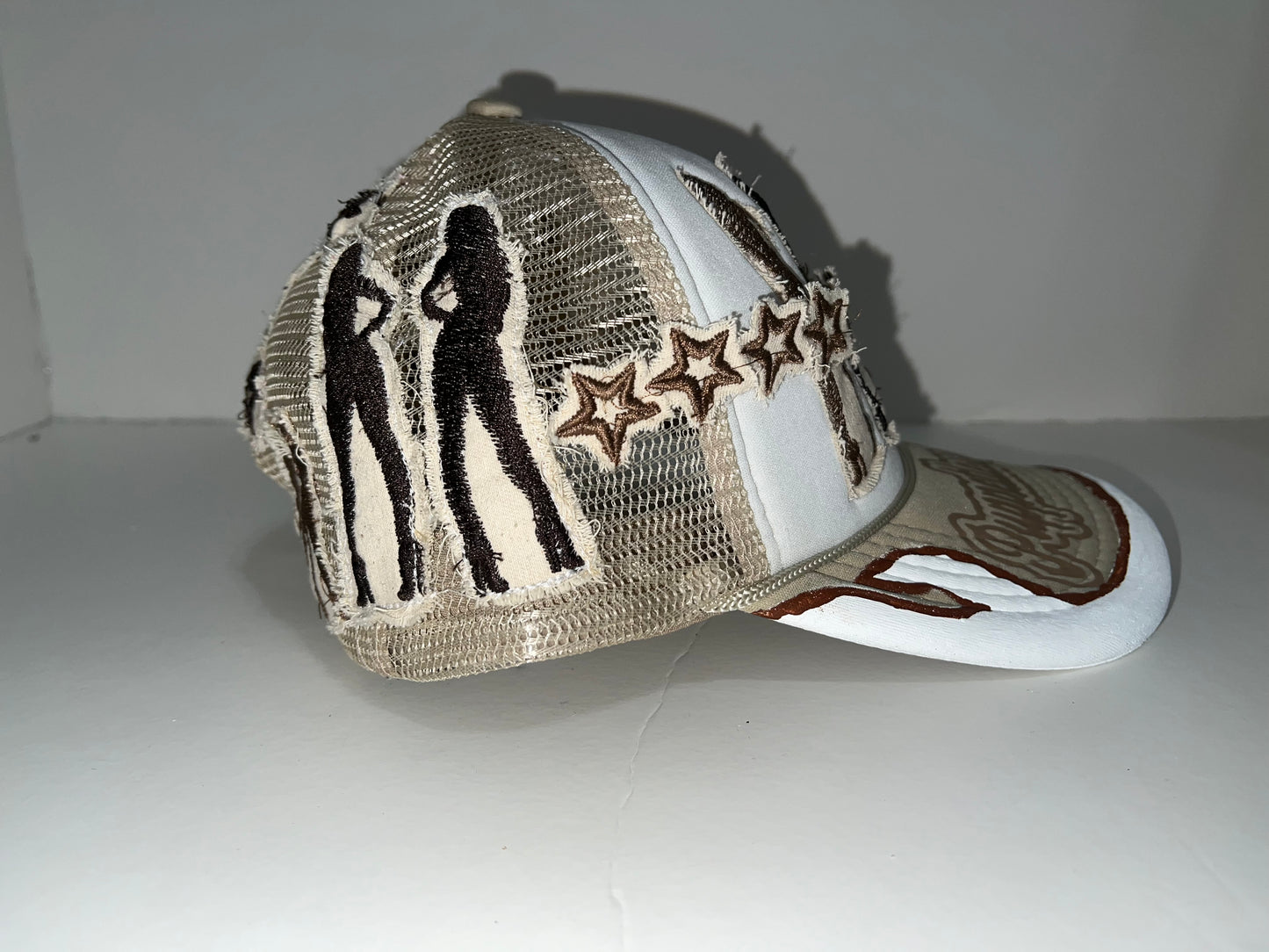 1/1 Beige dominatrix hat