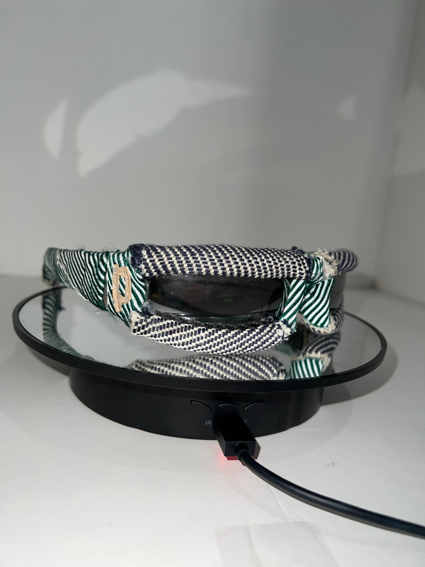 1 of 1 zero waste shades