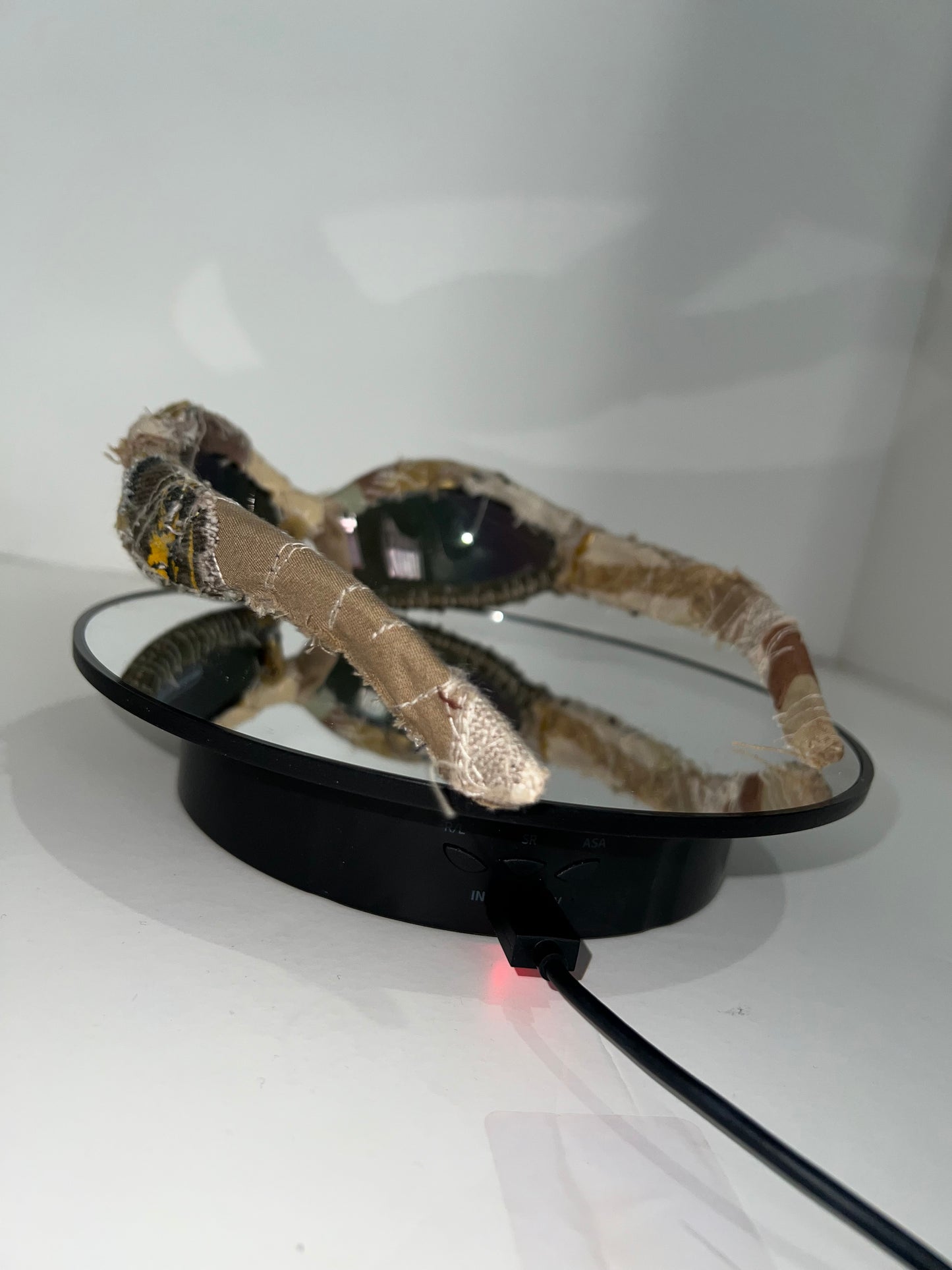 1 of 1 zero waste shades