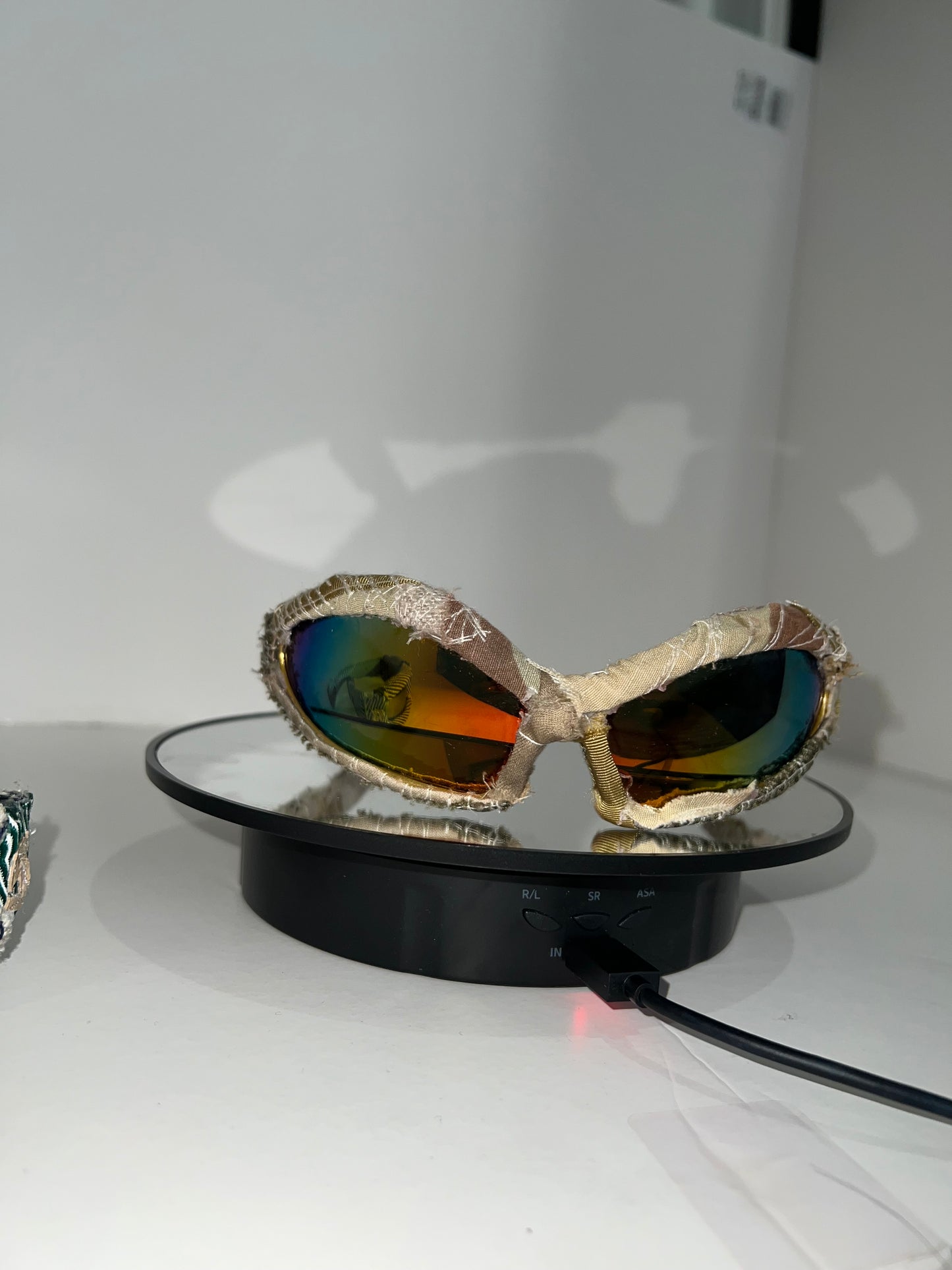 1 of 1 zero waste shades