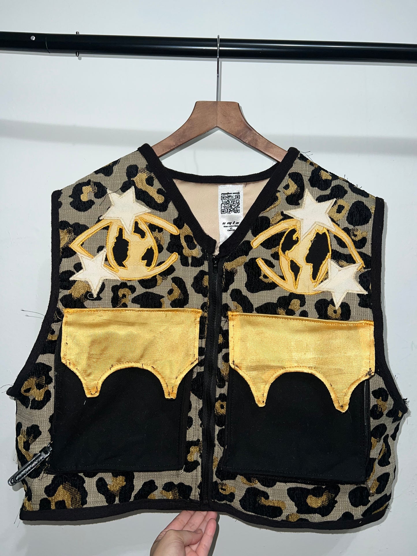 Chetah print cropped and baggy vest